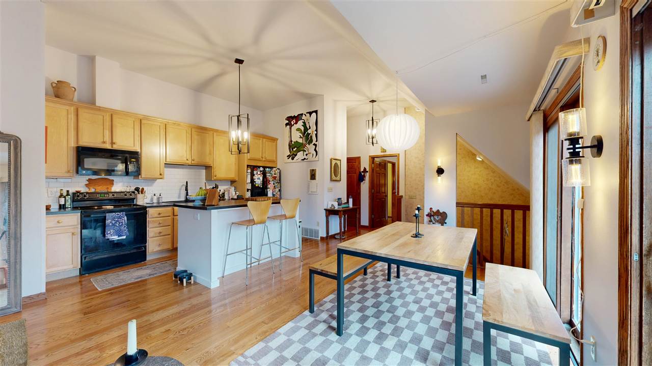 1114 N Dodge Street Iowa City IA 52245