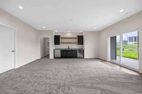 648 Rock Ridge Road Tiffin IA 52340