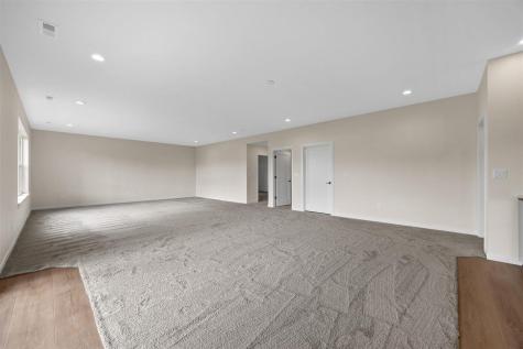 648 Rock Ridge Road Tiffin IA 52340