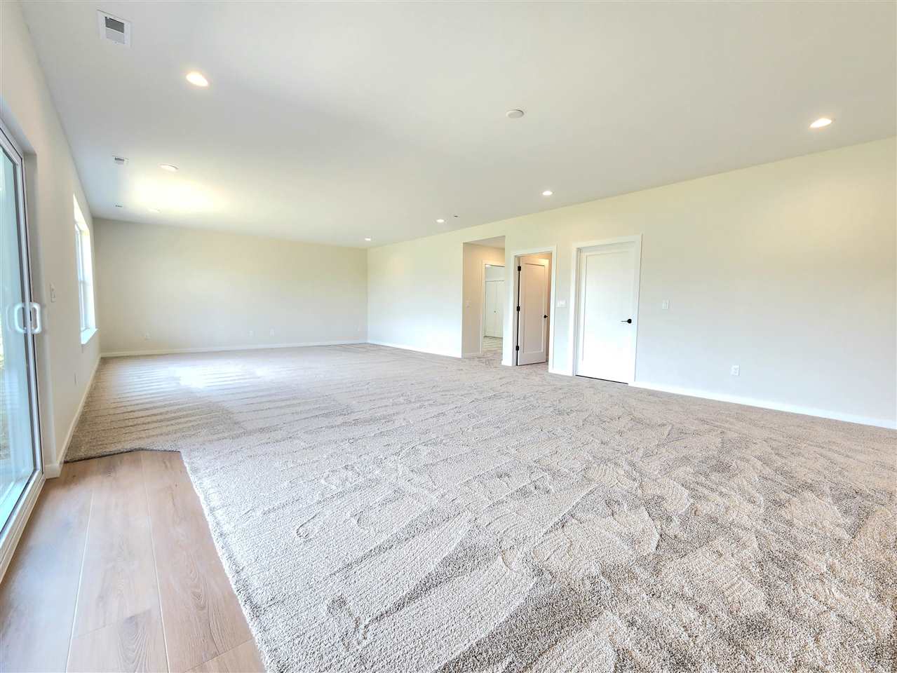 648 Rock Ridge Road Tiffin IA 52340