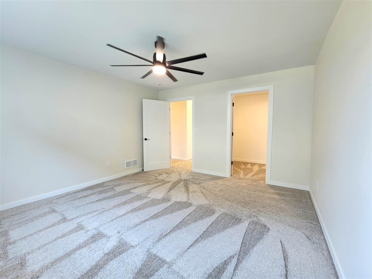 648 Rock Ridge Road Tiffin IA 52340