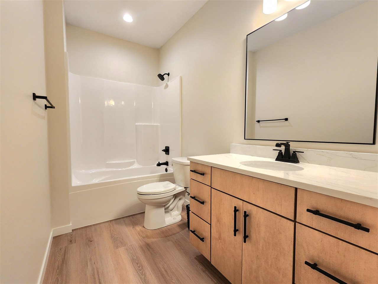 648 Rock Ridge Road Tiffin IA 52340