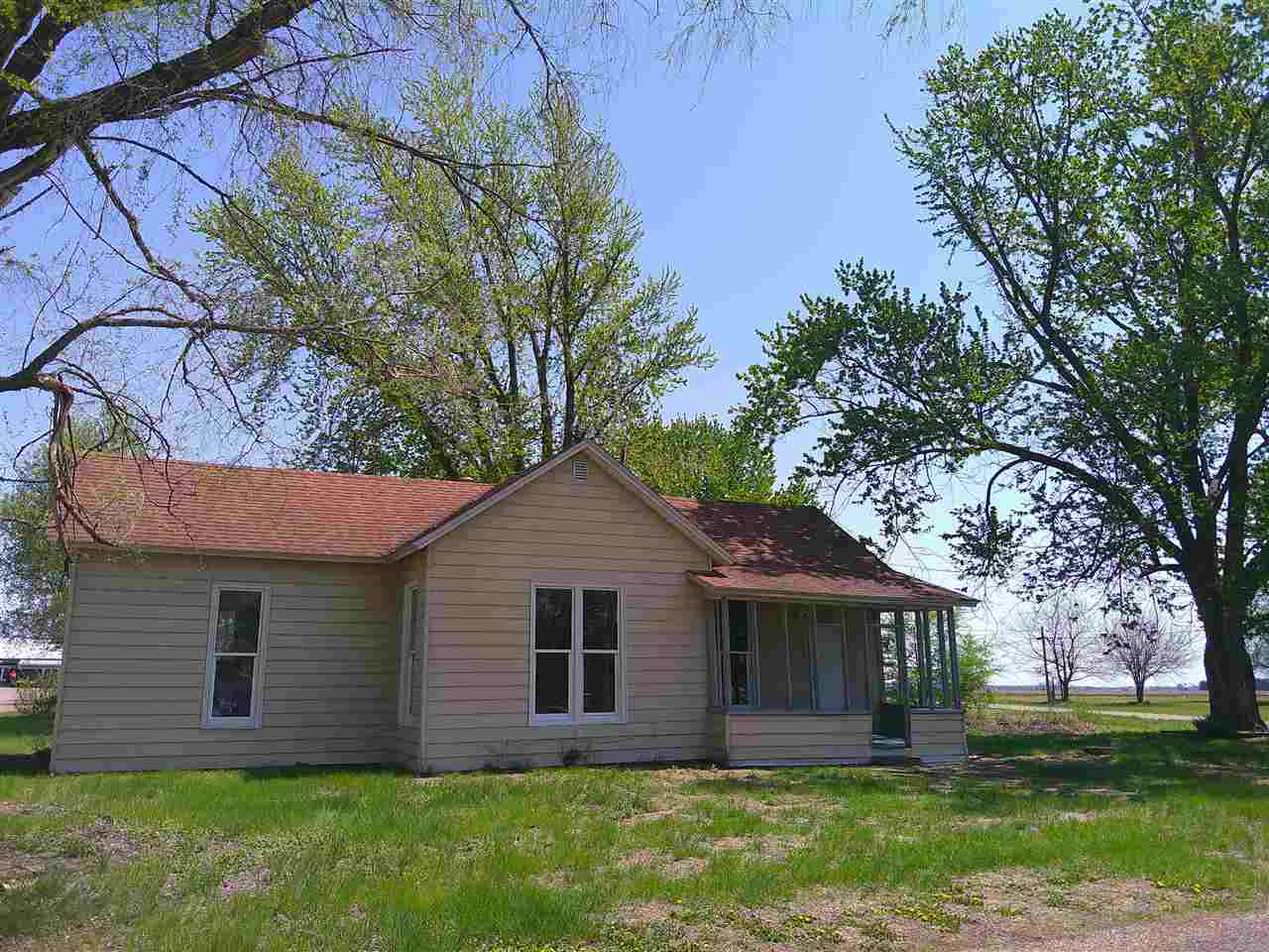1102 4th Avenue Fredonia IA 52738