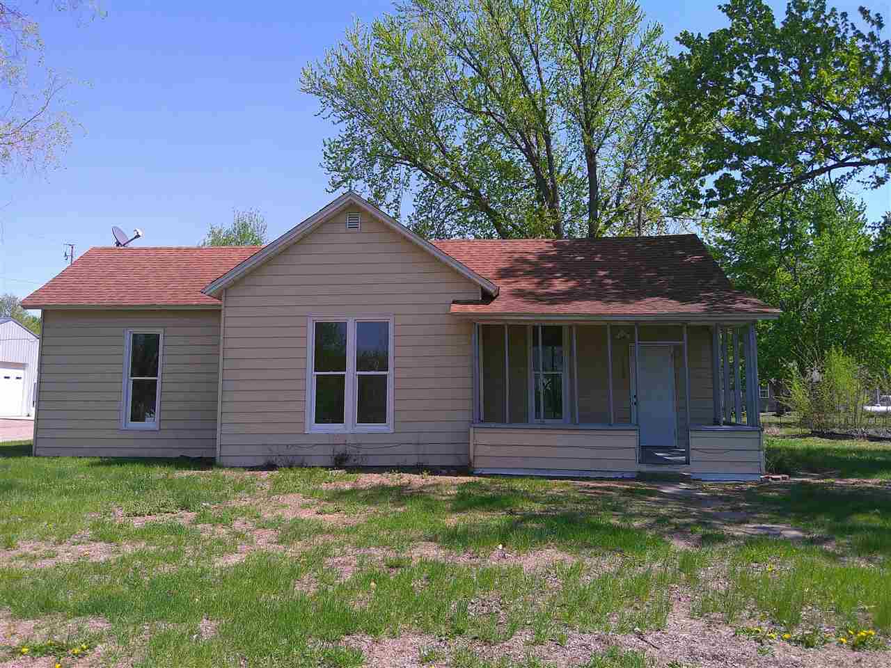1102 4th Avenue Fredonia IA 52738