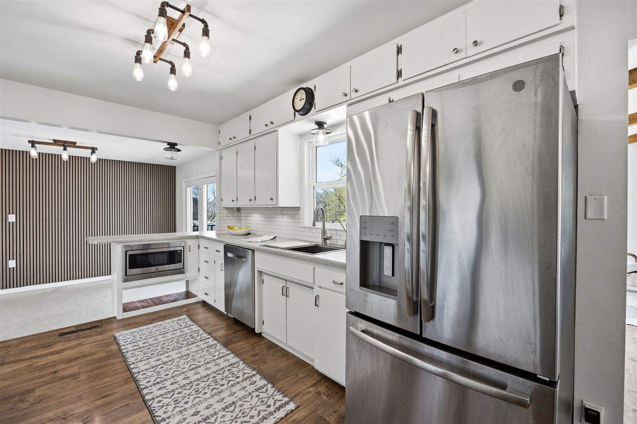 3868 Martin Lane NE Iowa City IA 52240