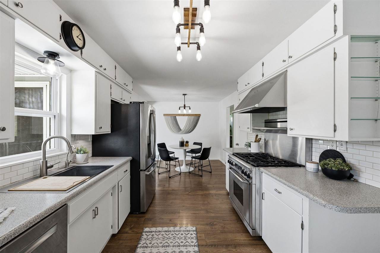 3868 Martin Lane NE Iowa City IA 52240