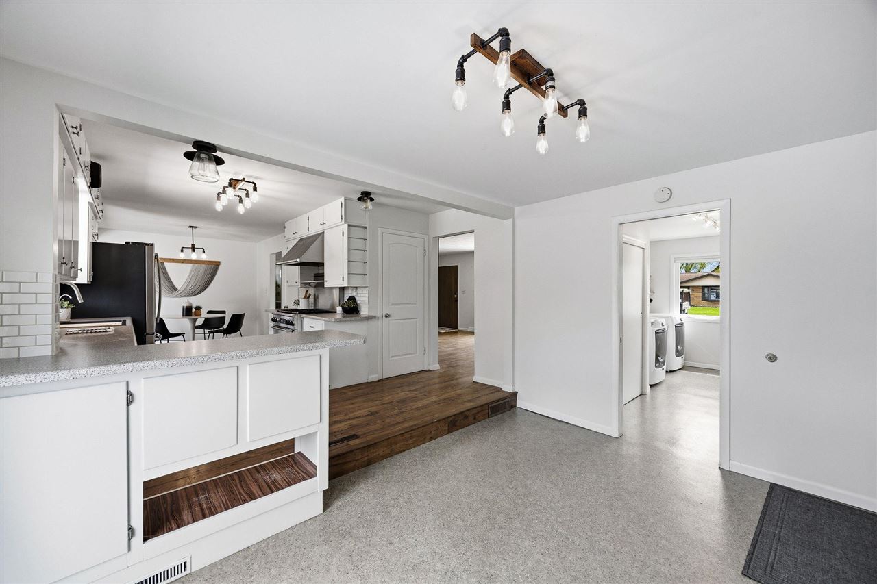 3868 Martin Lane NE Iowa City IA 52240