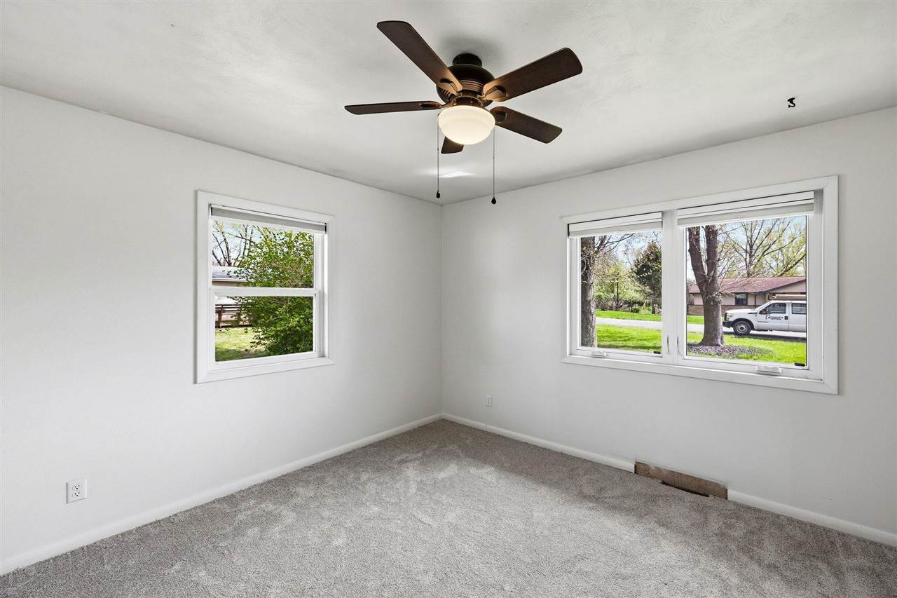 3868 Martin Lane NE Iowa City IA 52240