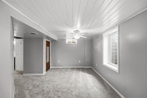 3868 Martin Lane NE Iowa City IA 52240