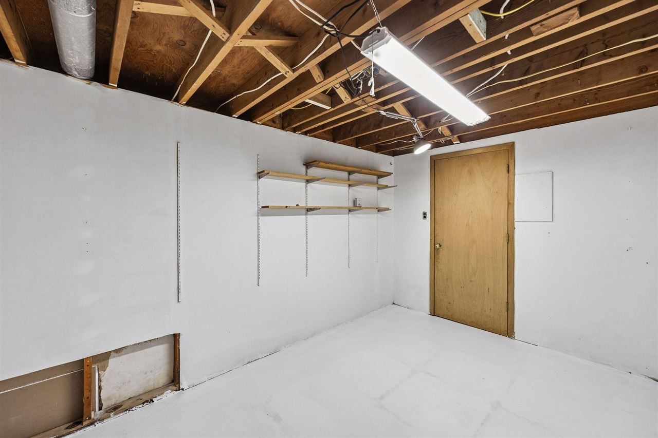 3868 Martin Lane NE Iowa City IA 52240