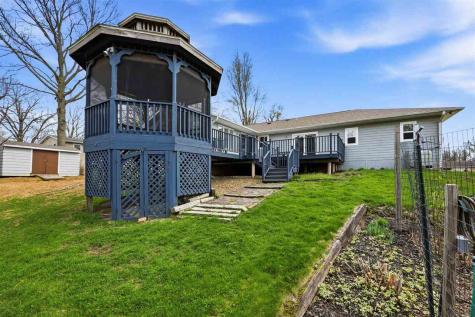 3868 Martin Lane NE Iowa City IA 52240