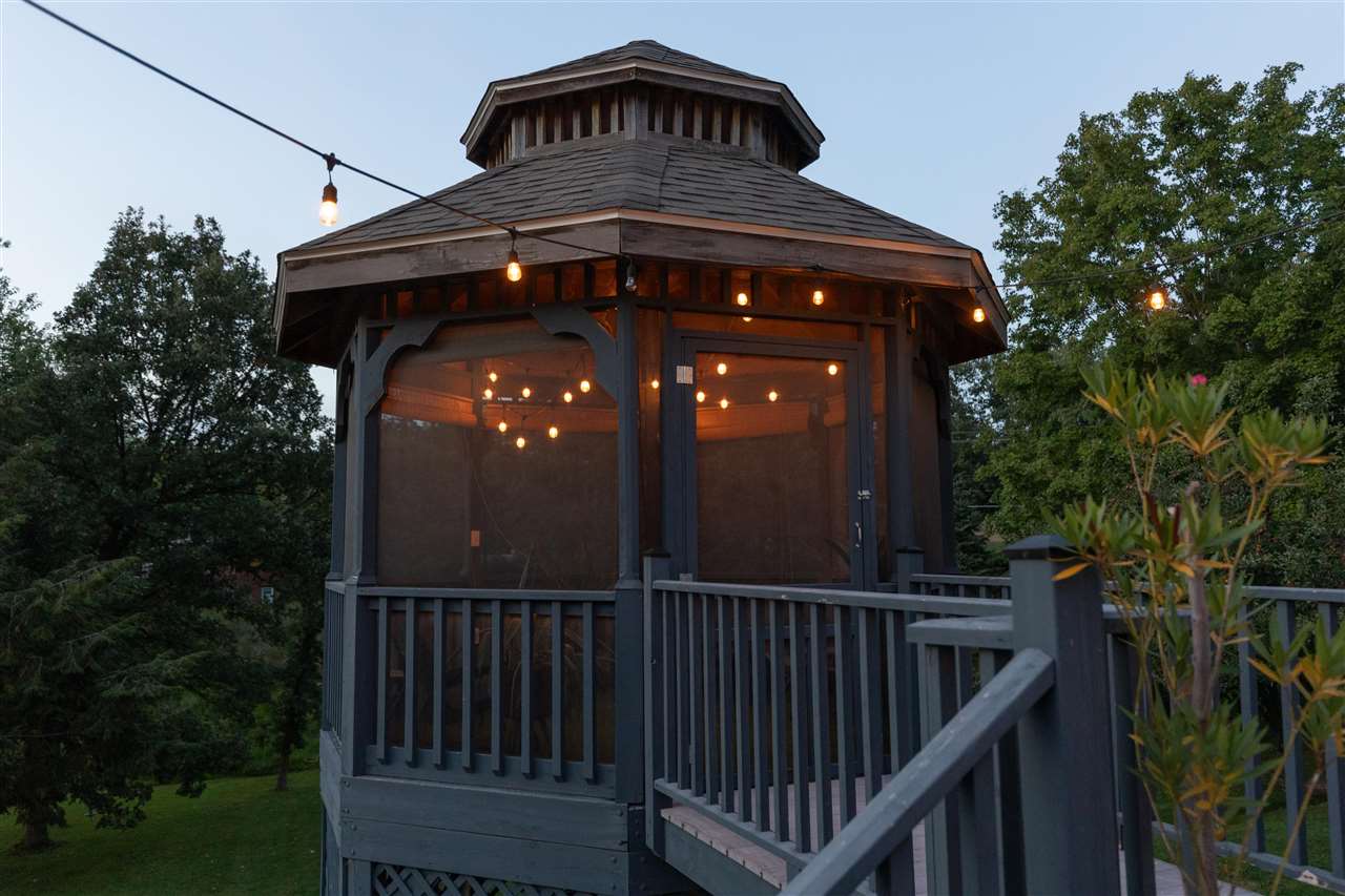 3868 Martin Lane NE Iowa City IA 52240