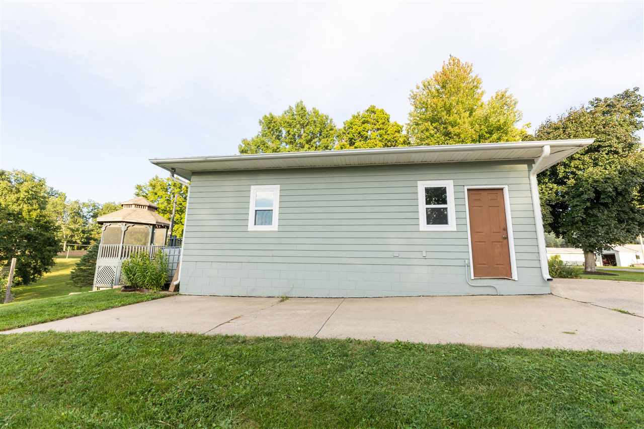 3868 Martin Lane NE Iowa City IA 52240
