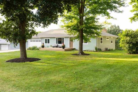 3868 Martin Lane NE Iowa City IA 52240