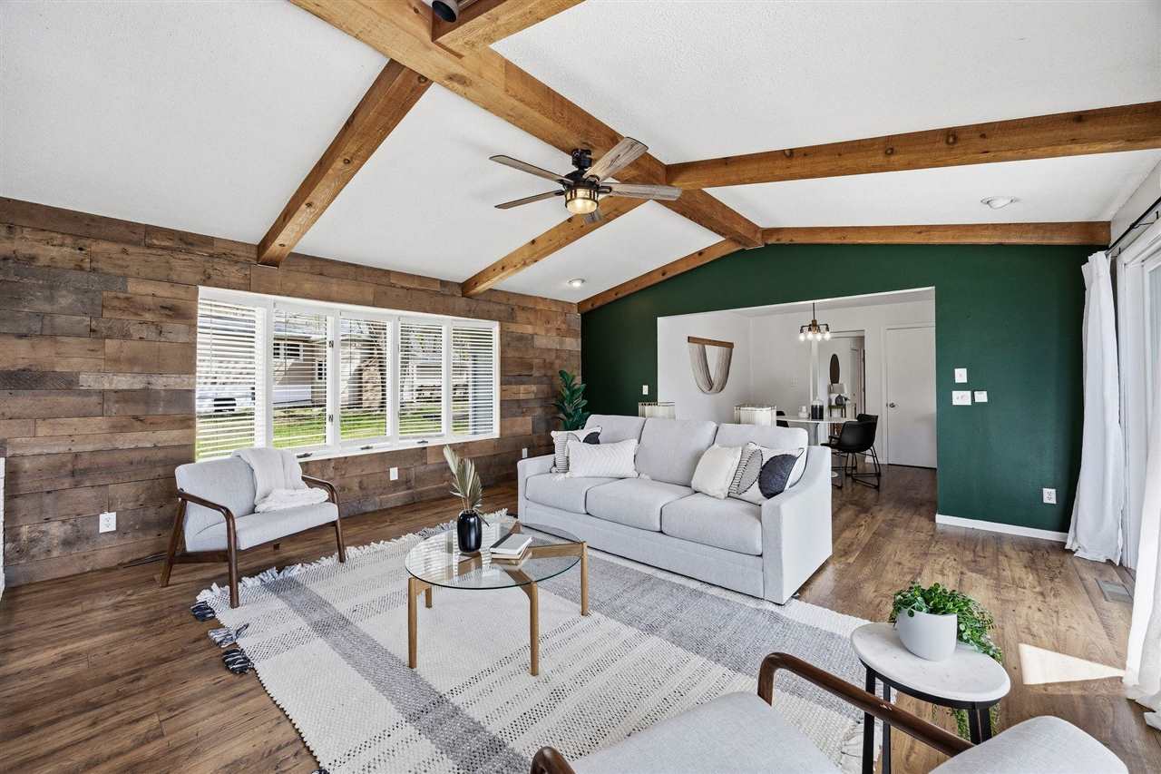 3868 Martin Lane NE Iowa City IA 52240