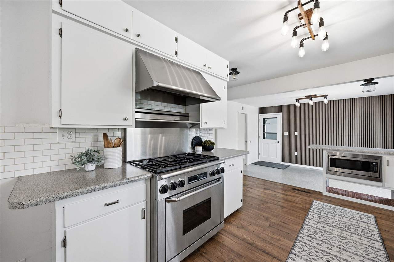 3868 Martin Lane NE Iowa City IA 52240