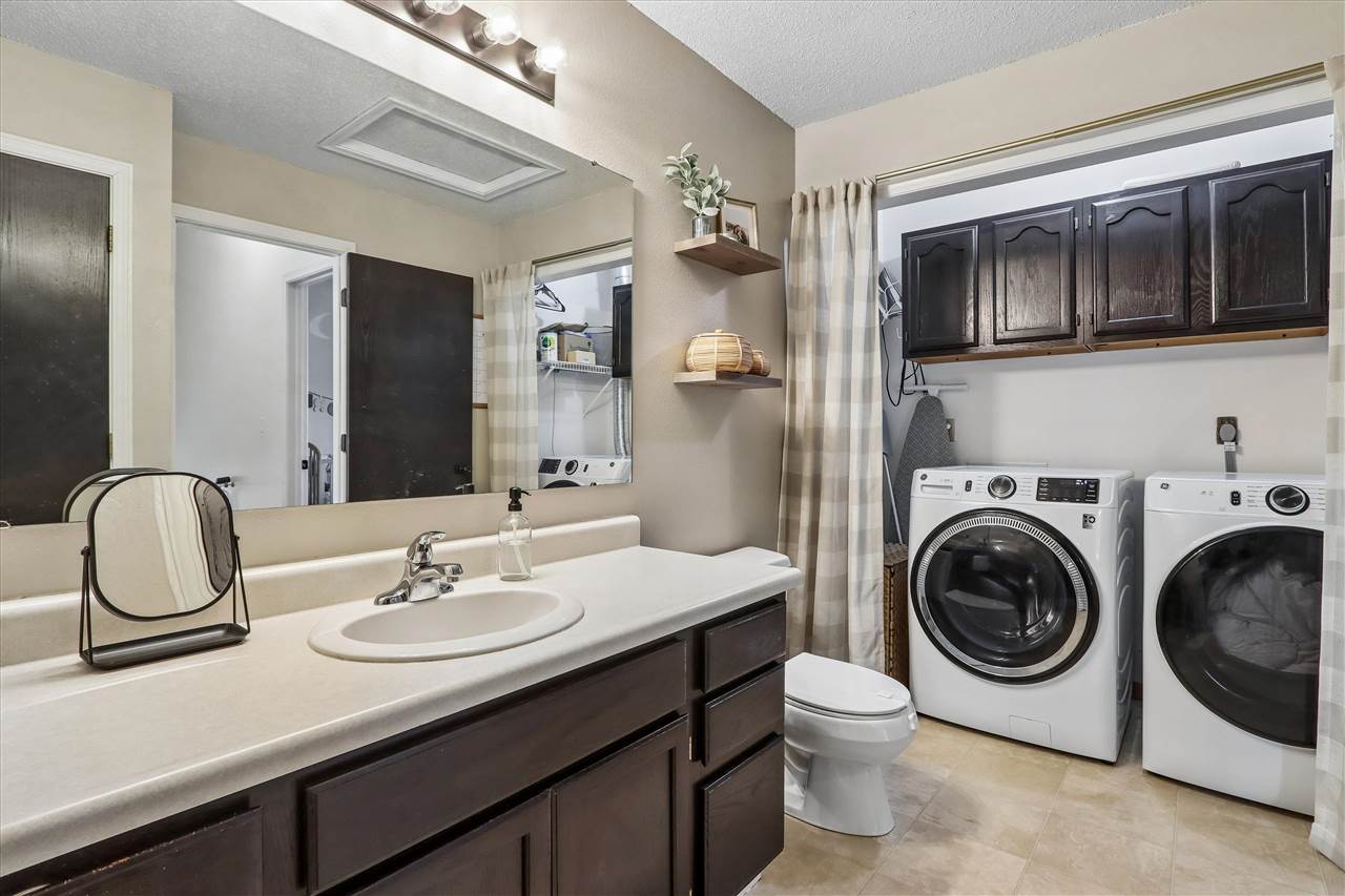 1103 22nd Avenue Coralville IA 52241