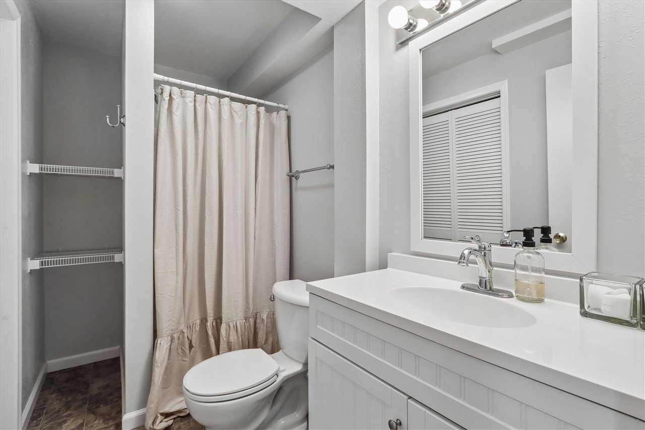 1103 22nd Avenue Coralville IA 52241