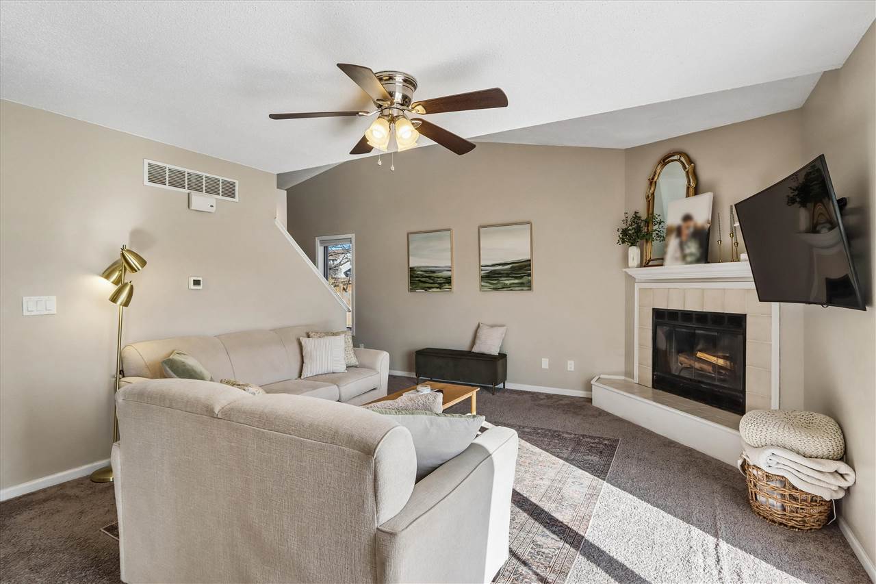 1103 22nd Avenue Coralville IA 52241