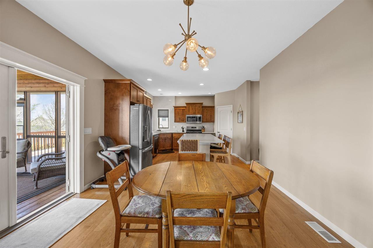 725 15th Avenue SW Mt Vernon IA 52314