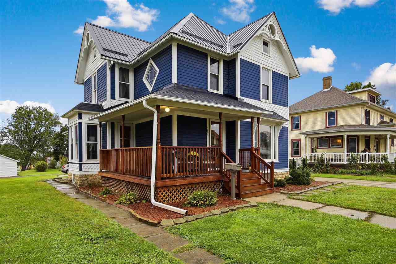 1007 Cedar Street Tipton IA 52772