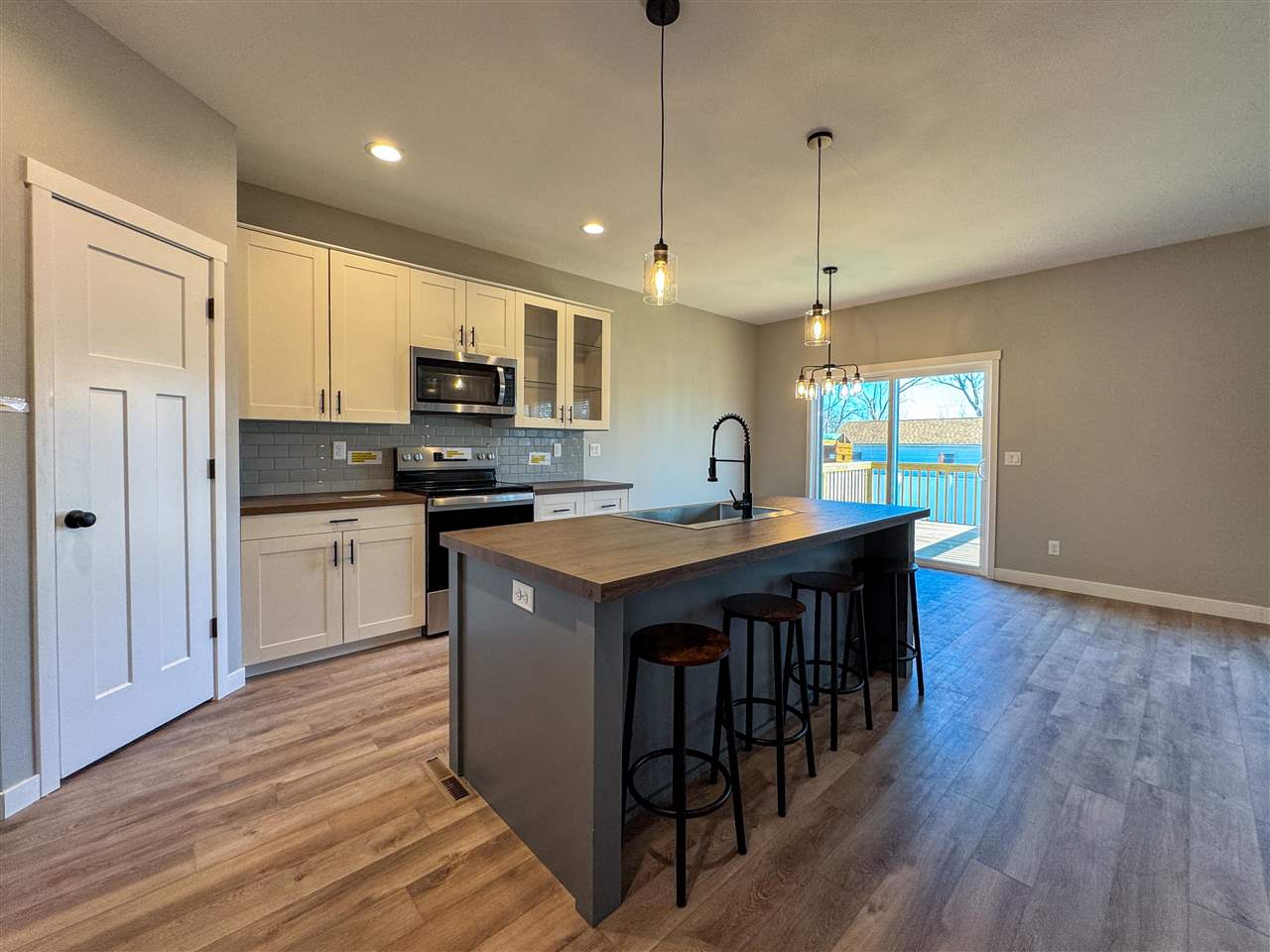 2209 Milligan Court Cedar Rapids IA 52404-0000