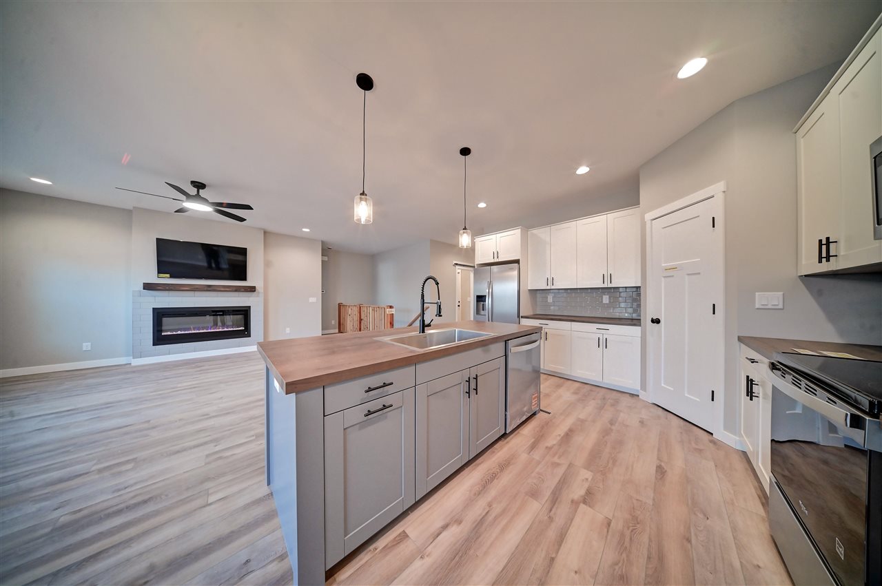 2209 Milligan Court Cedar Rapids IA 52404-0000