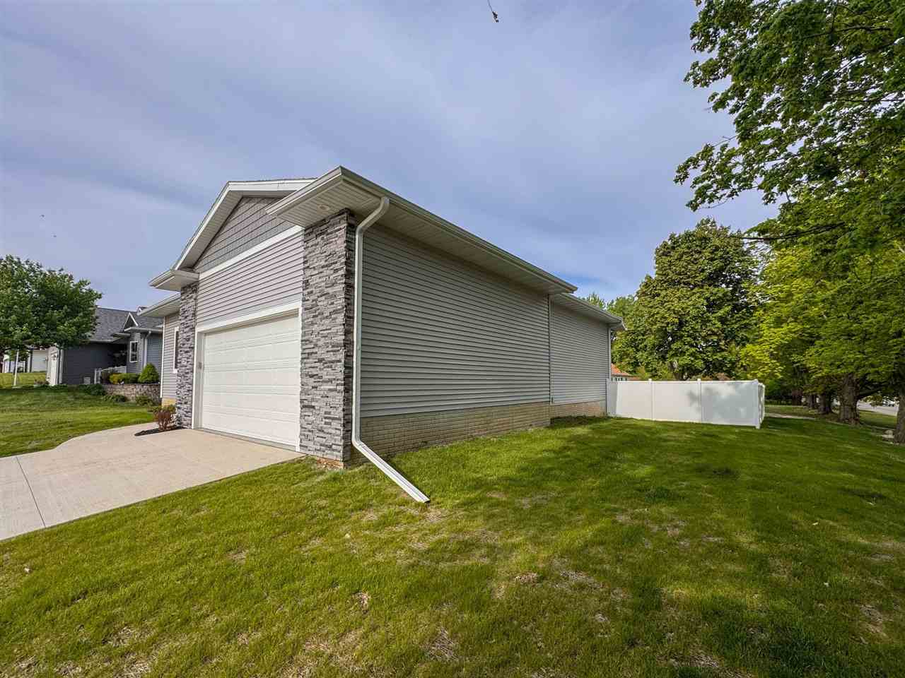 2209 Milligan Court Cedar Rapids IA 52404-0000