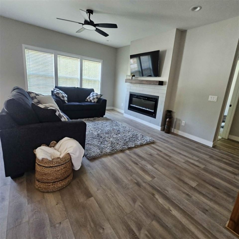 2209 Milligan Court Cedar Rapids IA 52404-0000