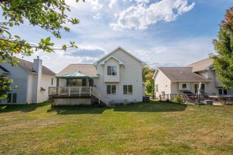 2043 Timber Lane Coralville IA 52241