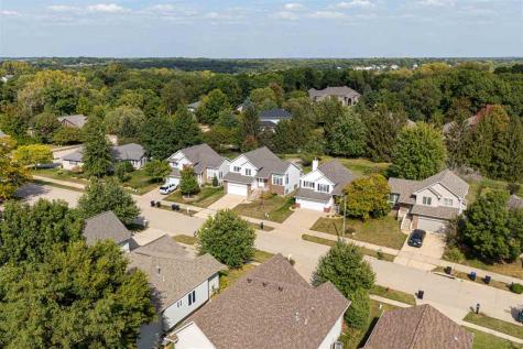 2043 Timber Lane Coralville IA 52241