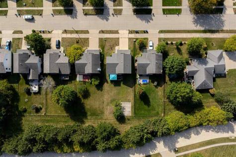2043 Timber Lane Coralville IA 52241