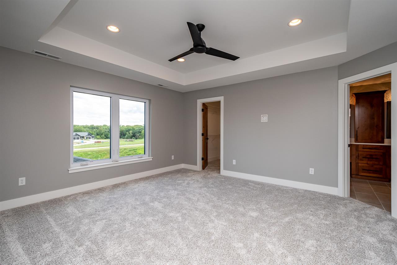 3073 Ridgeview Circle Coralville IA 52241