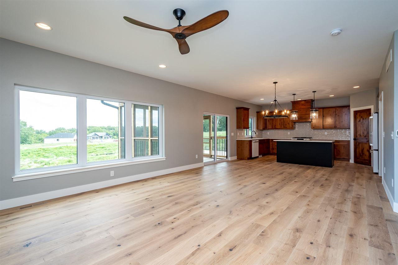 3073 Ridgeview Circle Coralville IA 52241