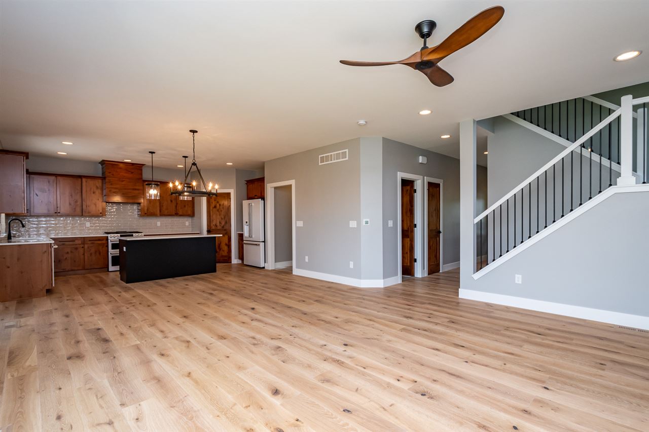 3073 Ridgeview Circle Coralville IA 52241