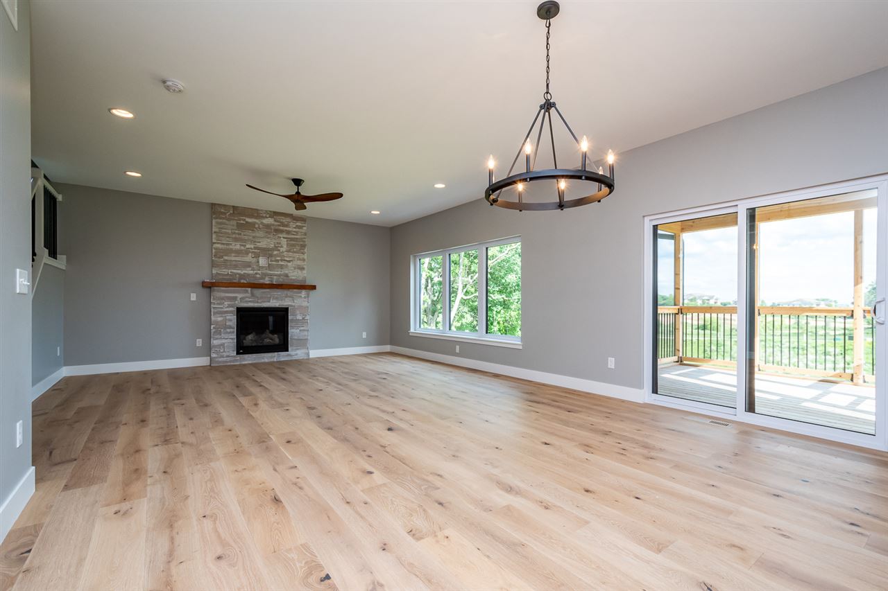 3073 Ridgeview Circle Coralville IA 52241