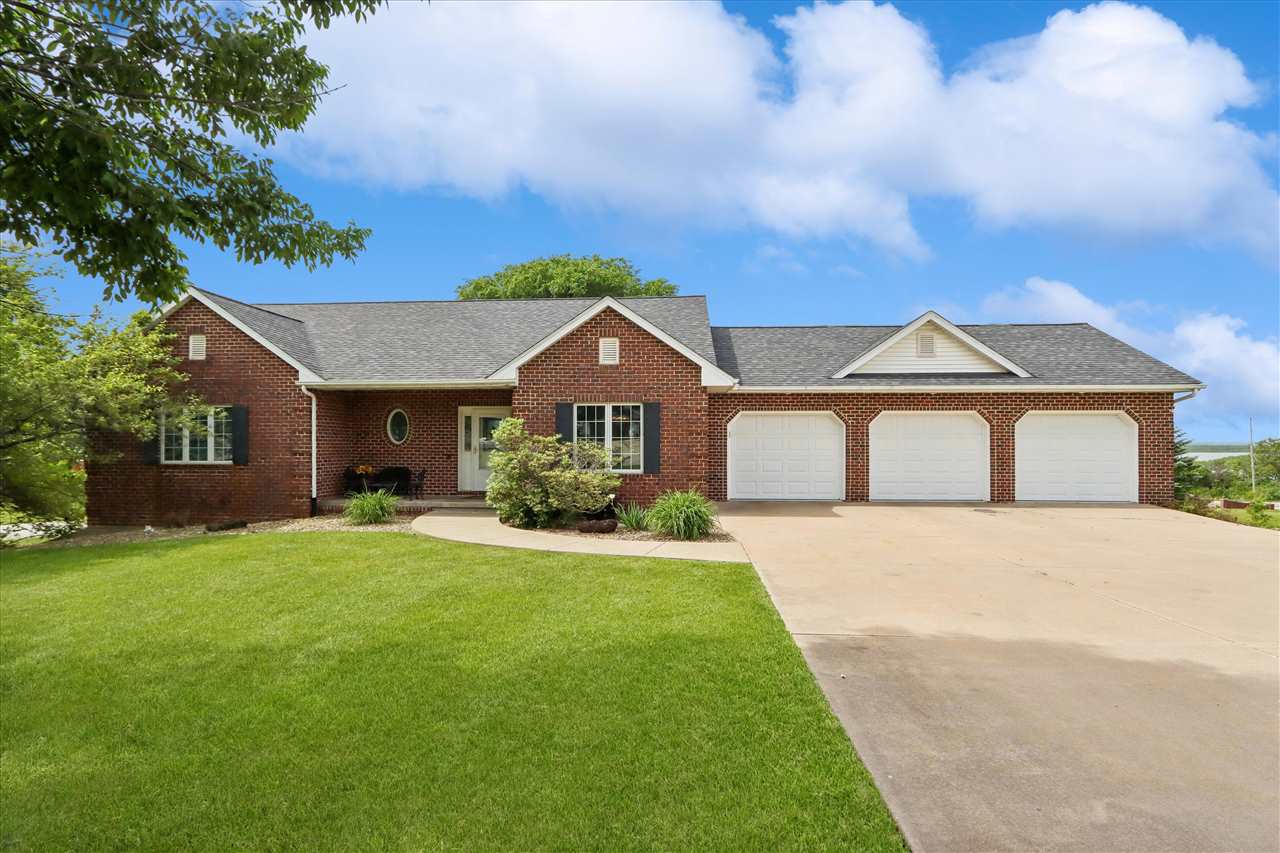 2765 Jeremy Court NW Swisher IA 52338