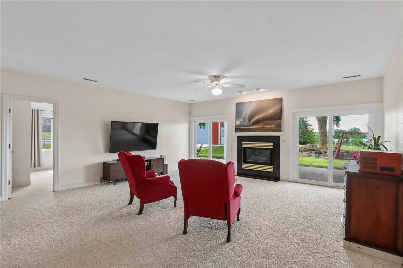 2765 Jeremy Court NW Swisher IA 52338