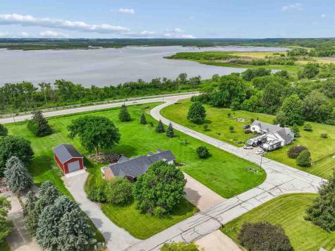 2765 Jeremy Court NW Swisher IA 52338