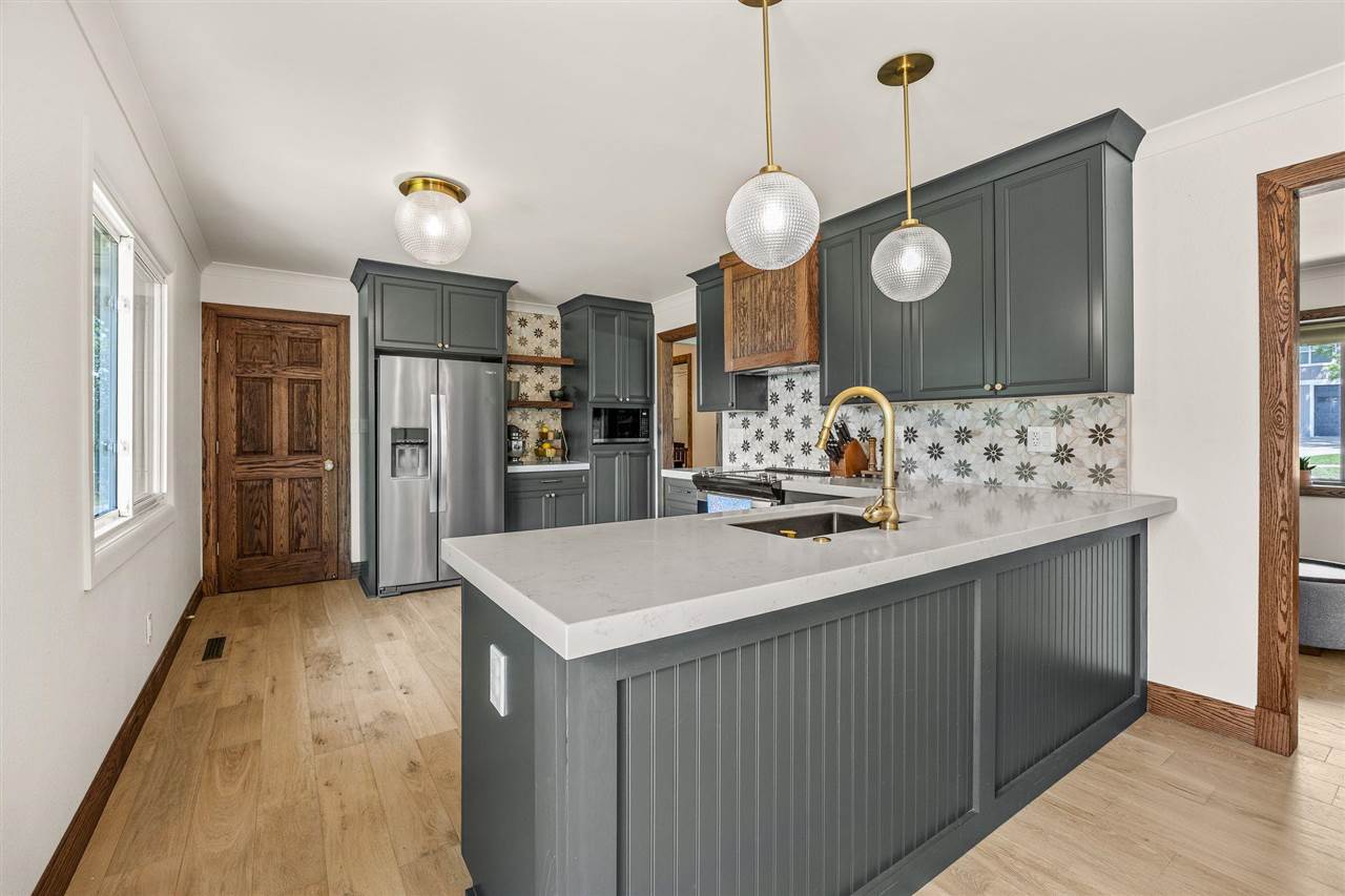 333 E 6th Street Solon IA 52333