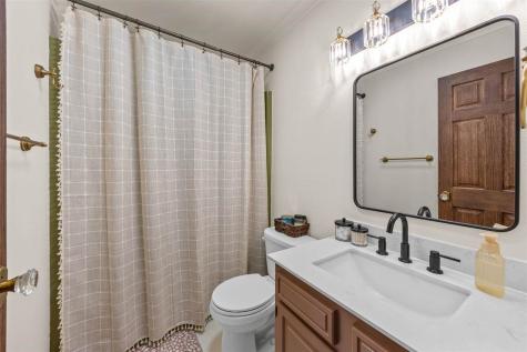 333 E 6th Street Solon IA 52333