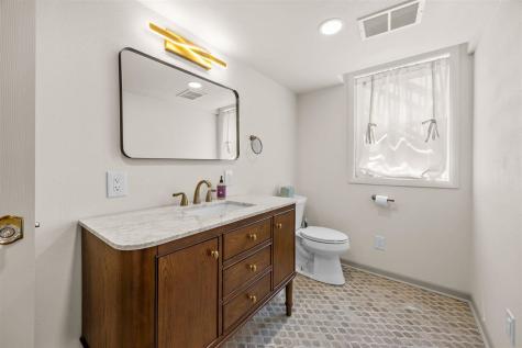 333 E 6th Street Solon IA 52333