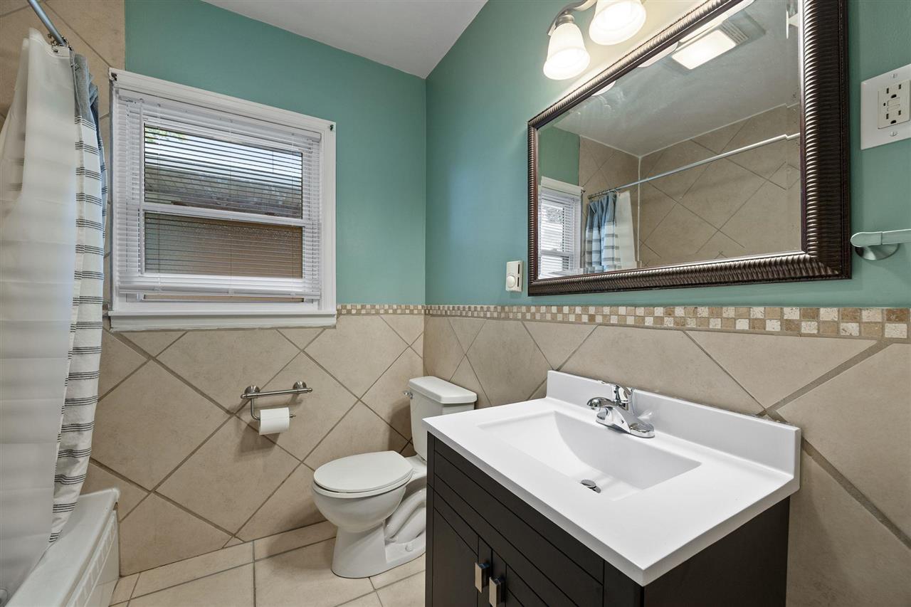 1607 Ridge Street Iowa City IA 52240