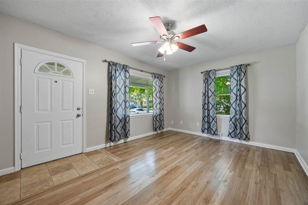 1607 Ridge Street Iowa City IA 52240