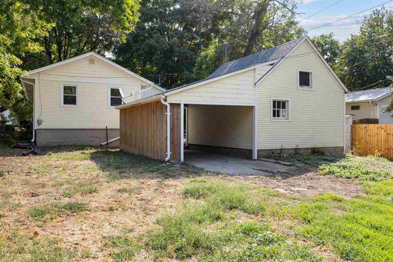 1607 Ridge Street Iowa City IA 52240