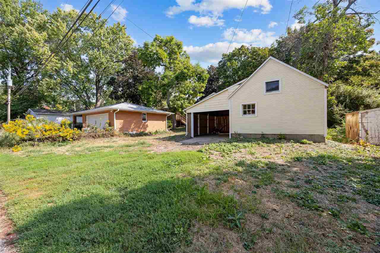 1607 Ridge Street Iowa City IA 52240