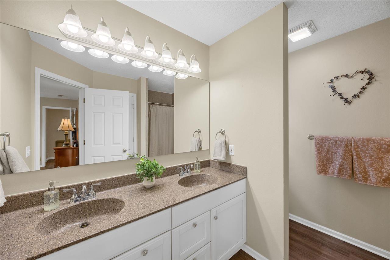 1926 Meadow Ridge Lane Iowa City IA 52245