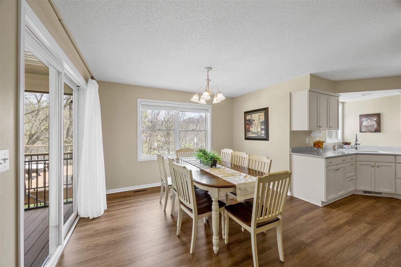 1926 Meadow Ridge Lane Iowa City IA 52245