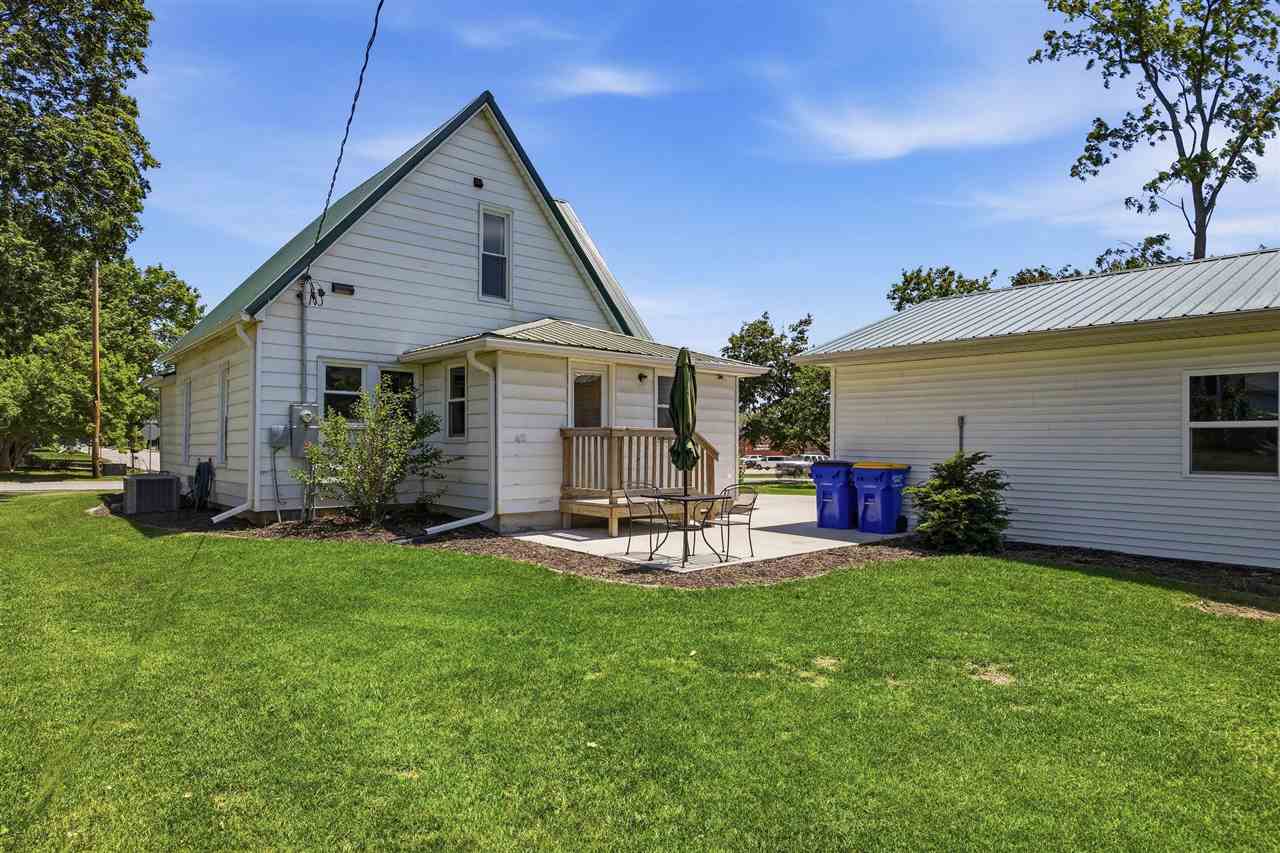 721 6th Street Kalona IA 52247