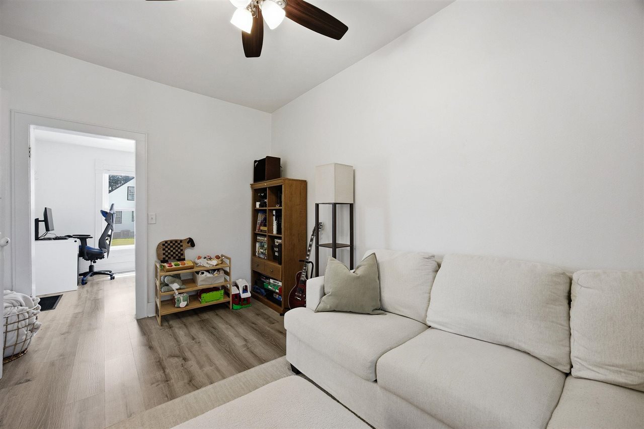 721 6th Street Kalona IA 52247